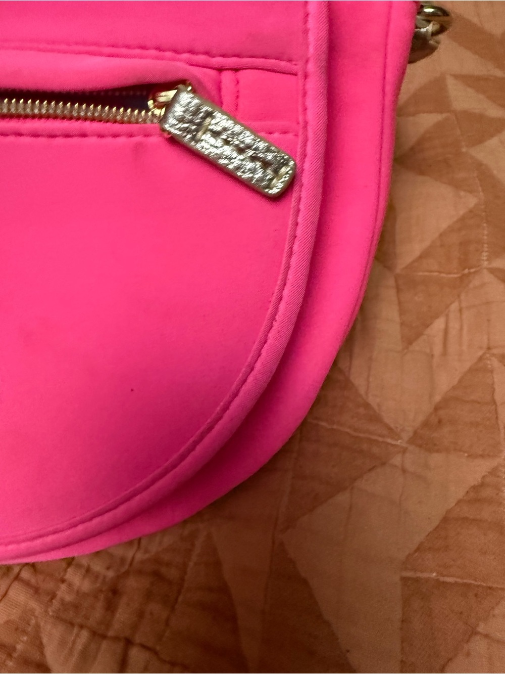 Lilly Pulitzer Lily Pulitzer Giavanna Neoprene
Crossbody Bag. Aura Pink - Picture 4 of 9
